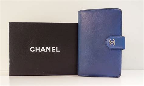 chanel wallet resale